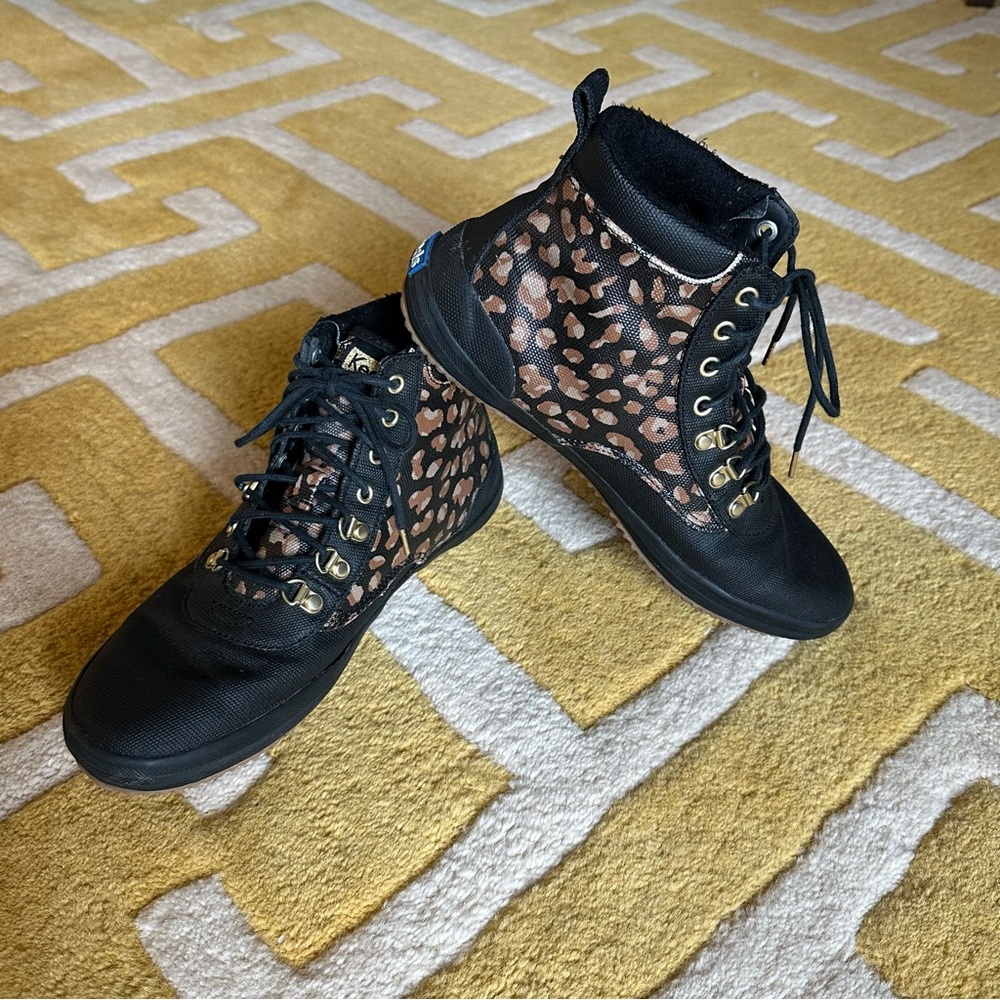 Keds Green Rain Water Resistant Lace-up Boots with Floral Print - Picture 11 of 11